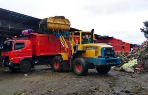 DLH DKI Tangani Penumpukan Sampah PascaleBaran, Terapkan Tiga Sif Pengangkutan